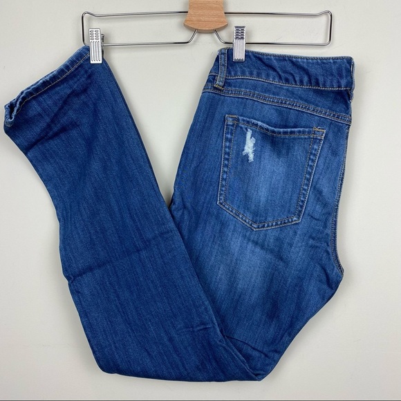 Cabi || Denim Jeans; Slim Boyfriend Style 5165; Size 6 - Picture 1 of 14